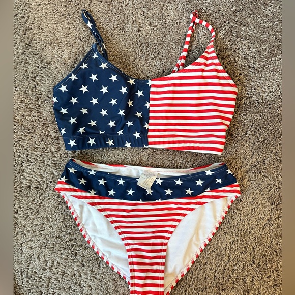 Pink Lily GENUINE STYLE AMERICAN FLAG BIKINI - Picture 2 of 3